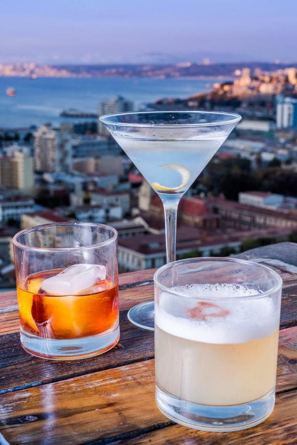 Hotel Winebox ヴァルパライソ エクステリア 写真